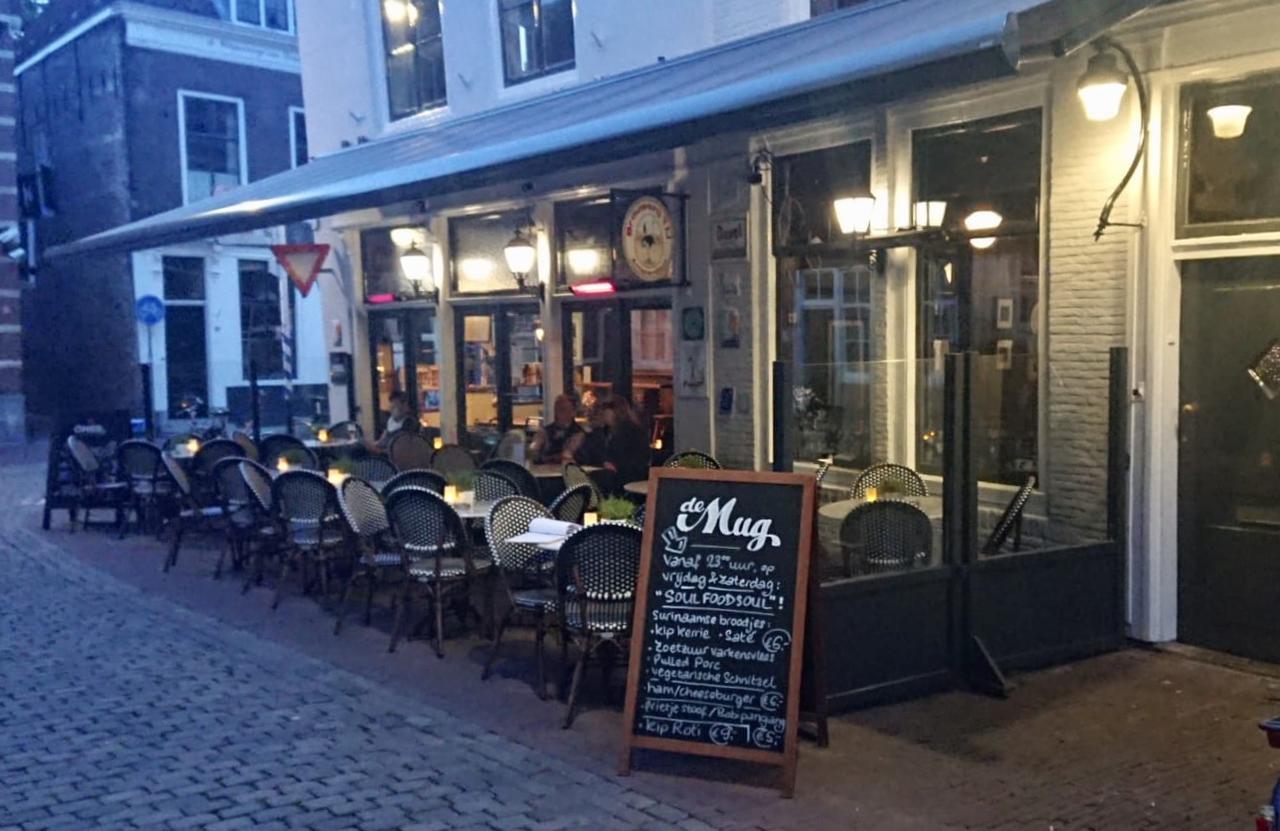 Cafe Restaurant Hotel De Mug Middelburg Exterior photo
